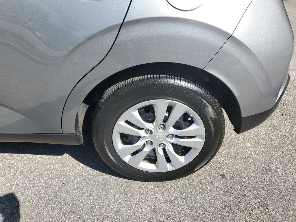 Certified 2023 Kia Soul LX image 10