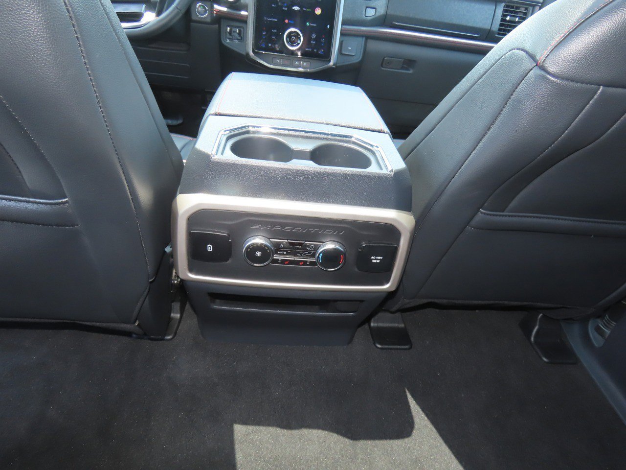 Certified 2024 Ford Expedition Limited AWD/4WD image 21