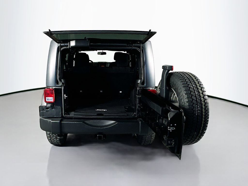 Used 2015 Jeep Wrangler Unlimited Sport w/ Quick Order Package 24S AWD/4WD image 27