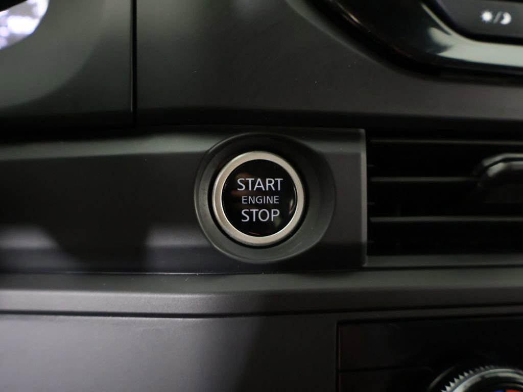 Used 2023 Nissan Pathfinder S image 38