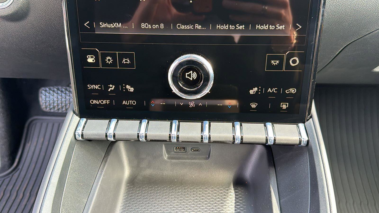 New 2026 GMC Terrain Elevation w/ Elevation Premium Package AWD/4WD image 24