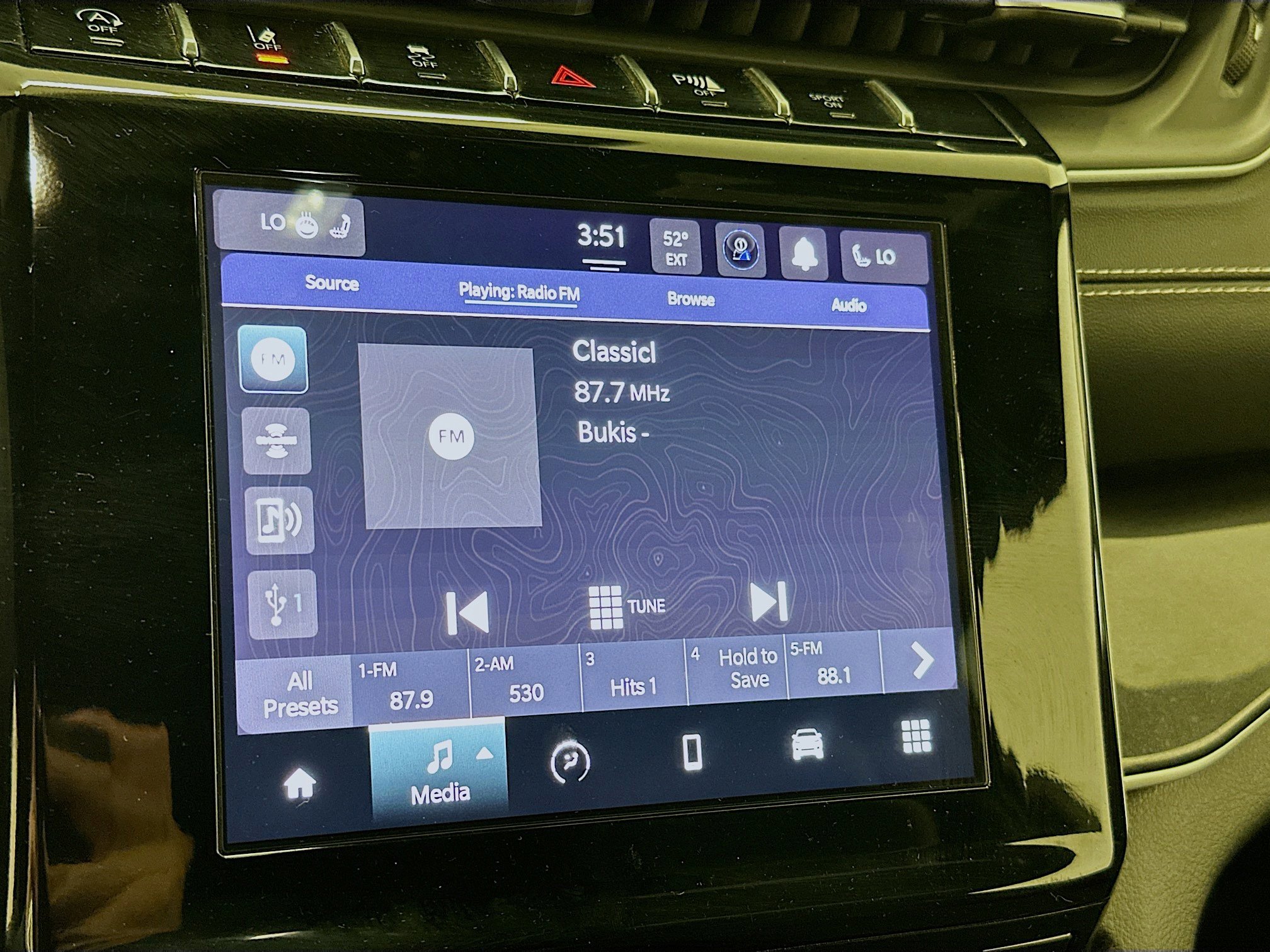 Used 2023 Jeep Grand Cherokee Altitude image 21