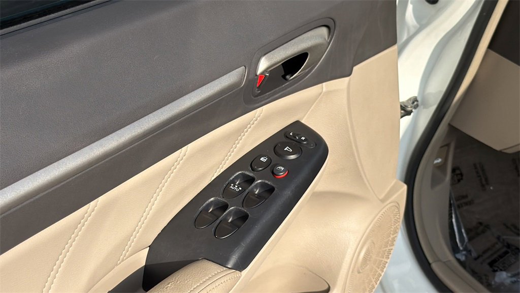 Used 2011 Honda Civic EX-L image 13