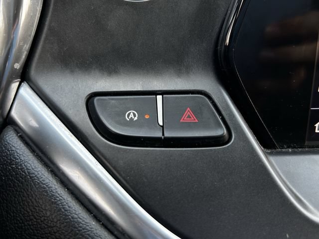 Used 2020 Chevrolet Blazer LT w/ Sound & Technology Package FWD image 21