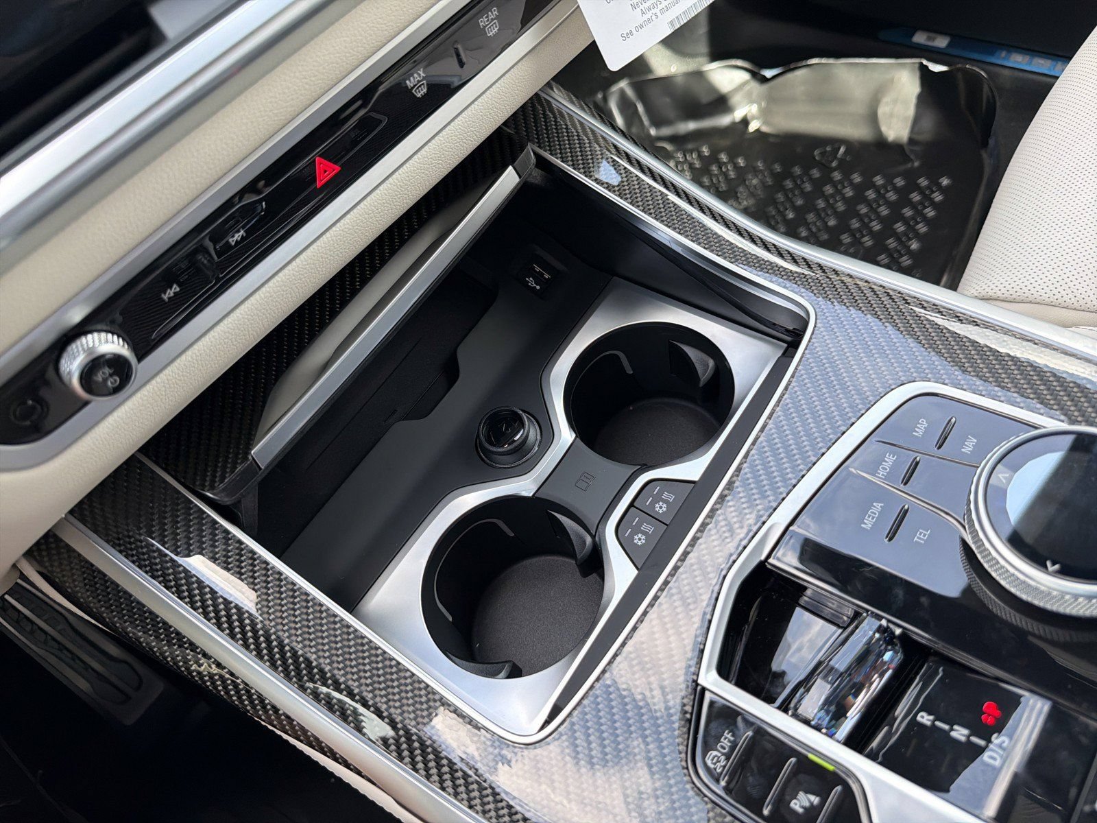 New 2027 BMW X7 M60i AWD/4WD image 36