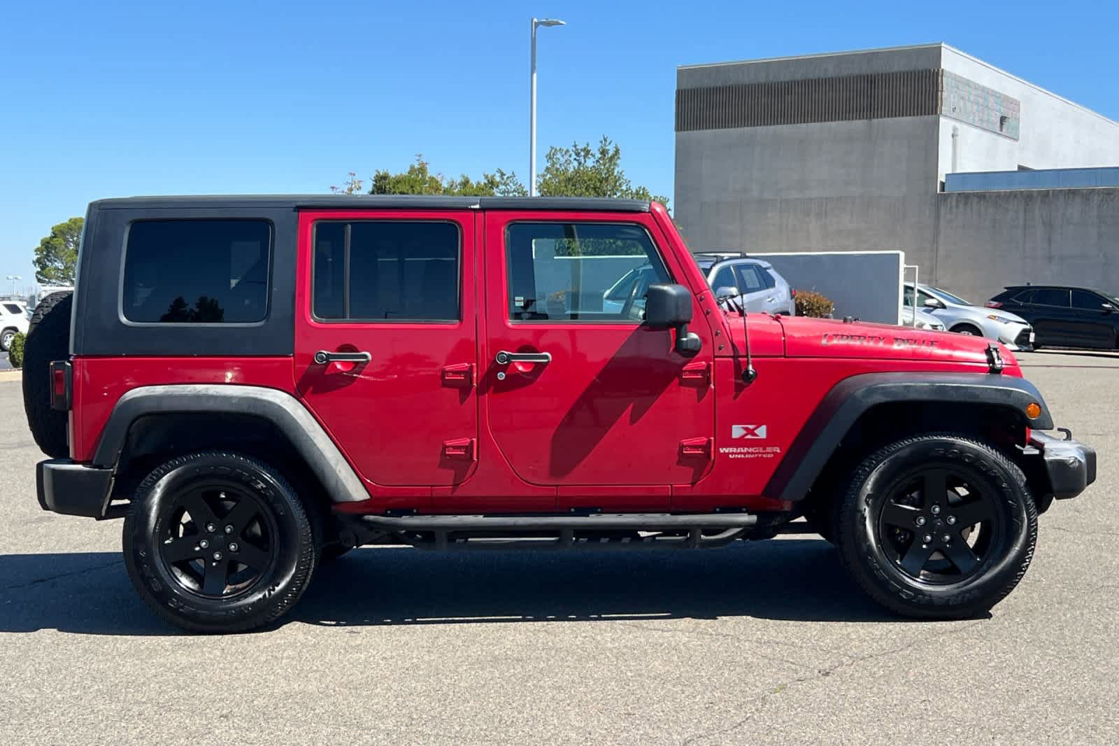 Used 2008 Jeep Wrangler Unlimited X AWD/4WD image 6