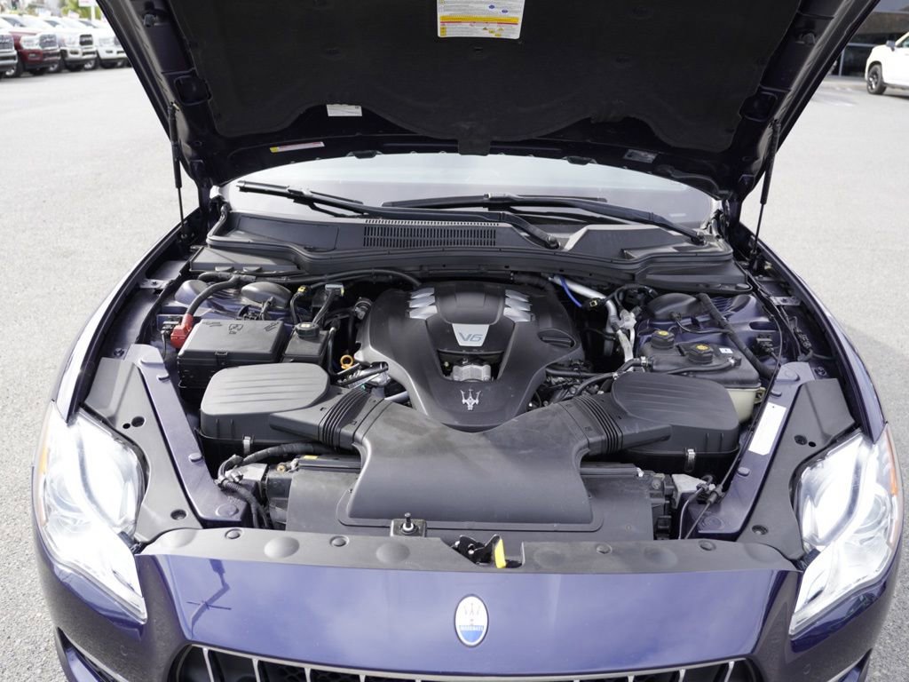 Used 2017 Maserati Quattroporte S GranLusso image 5