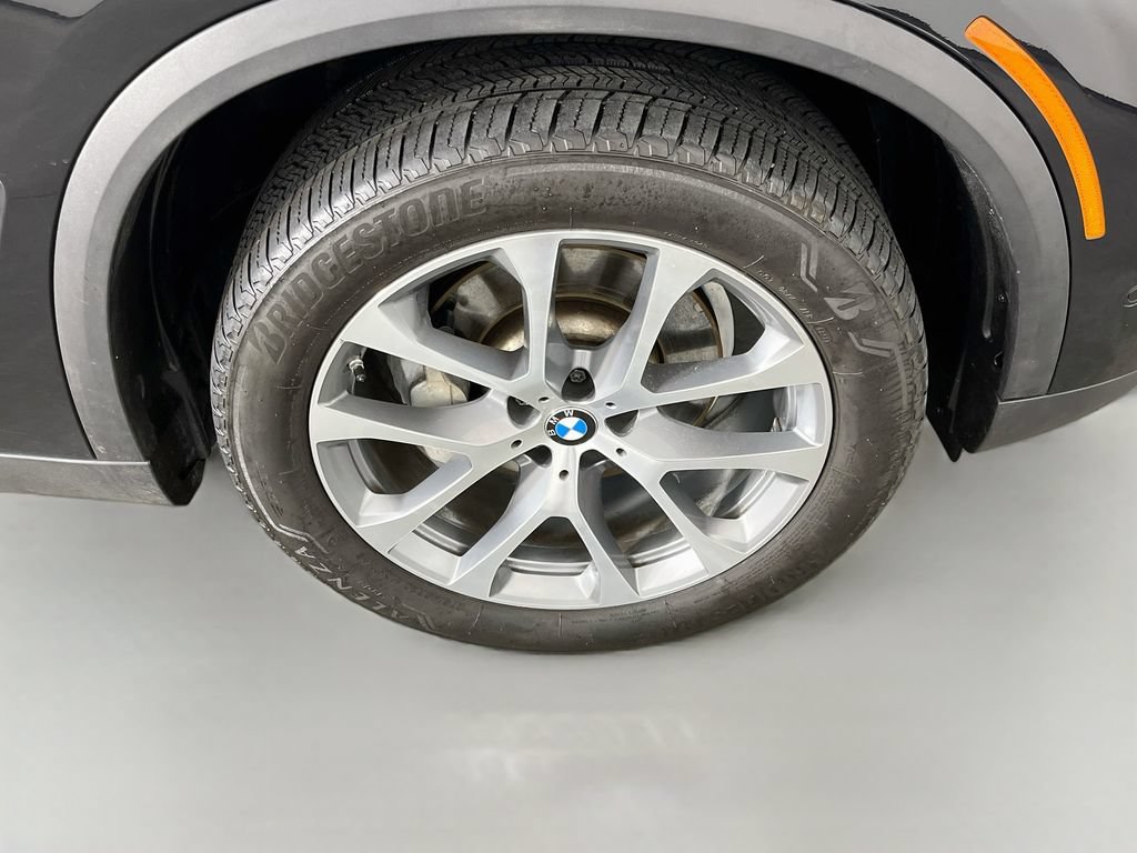 Used 2021 BMW X5 xDrive40i w/ Convenience Package AWD/4WD image 38