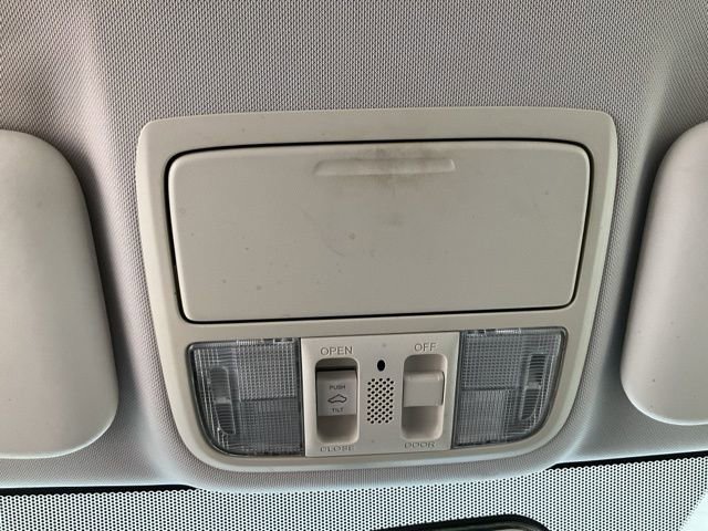 Used 2012 Honda CR-V EX-L image 18