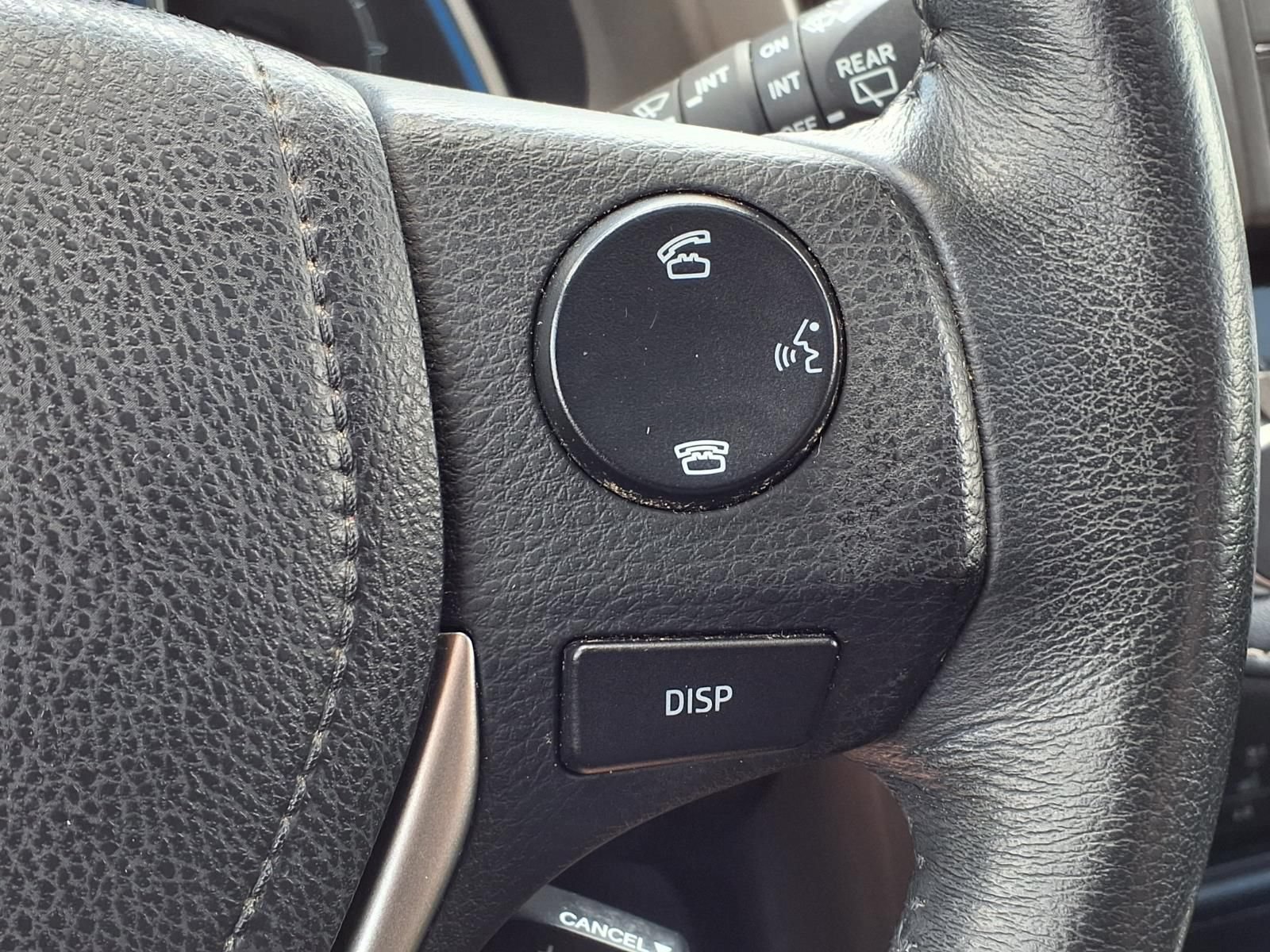 Used 2014 Toyota RAV4 Limited w/ Technology Package FWD image 29