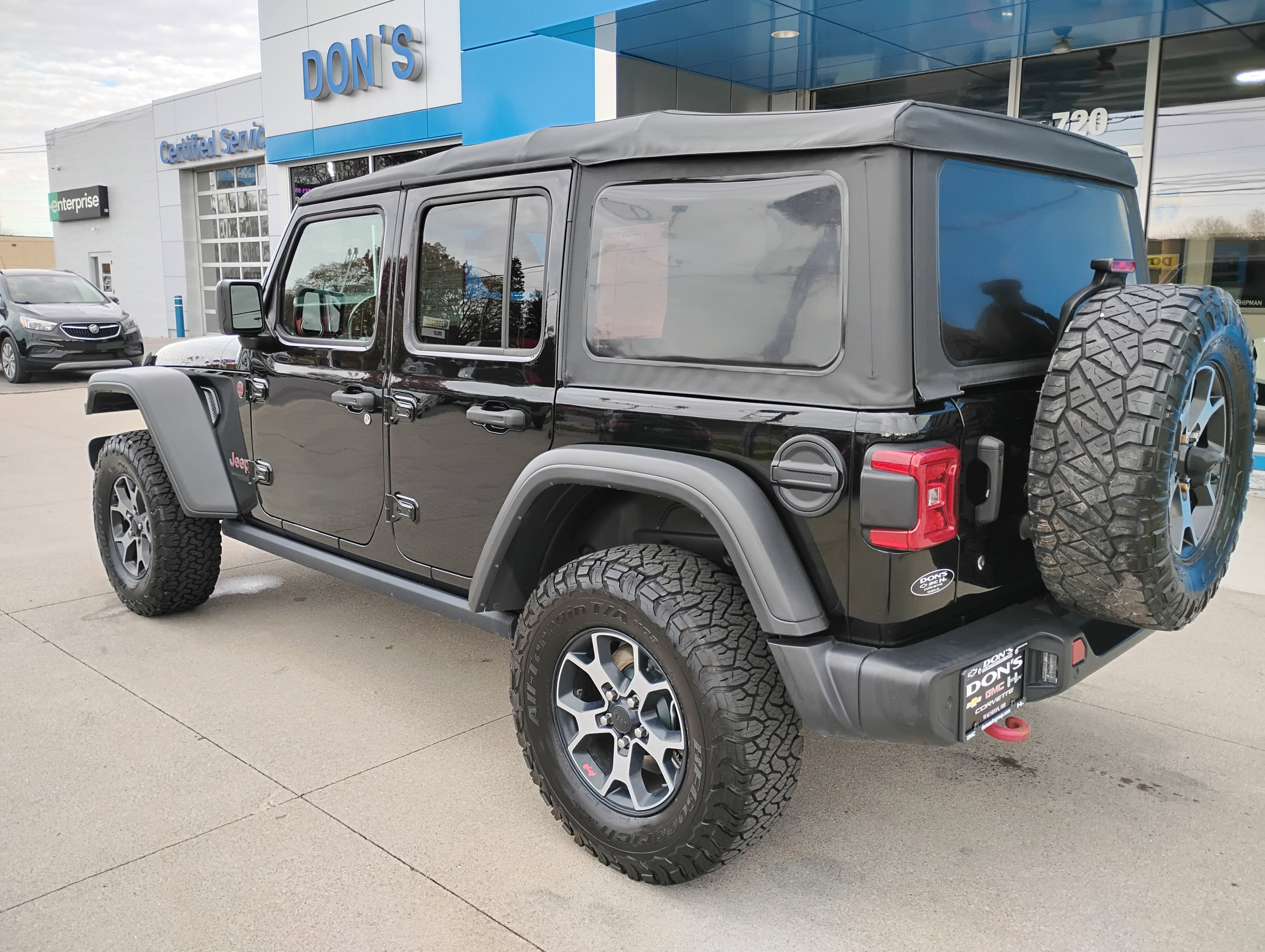 Used 2018 Jeep Wrangler Unlimited Rubicon image 2