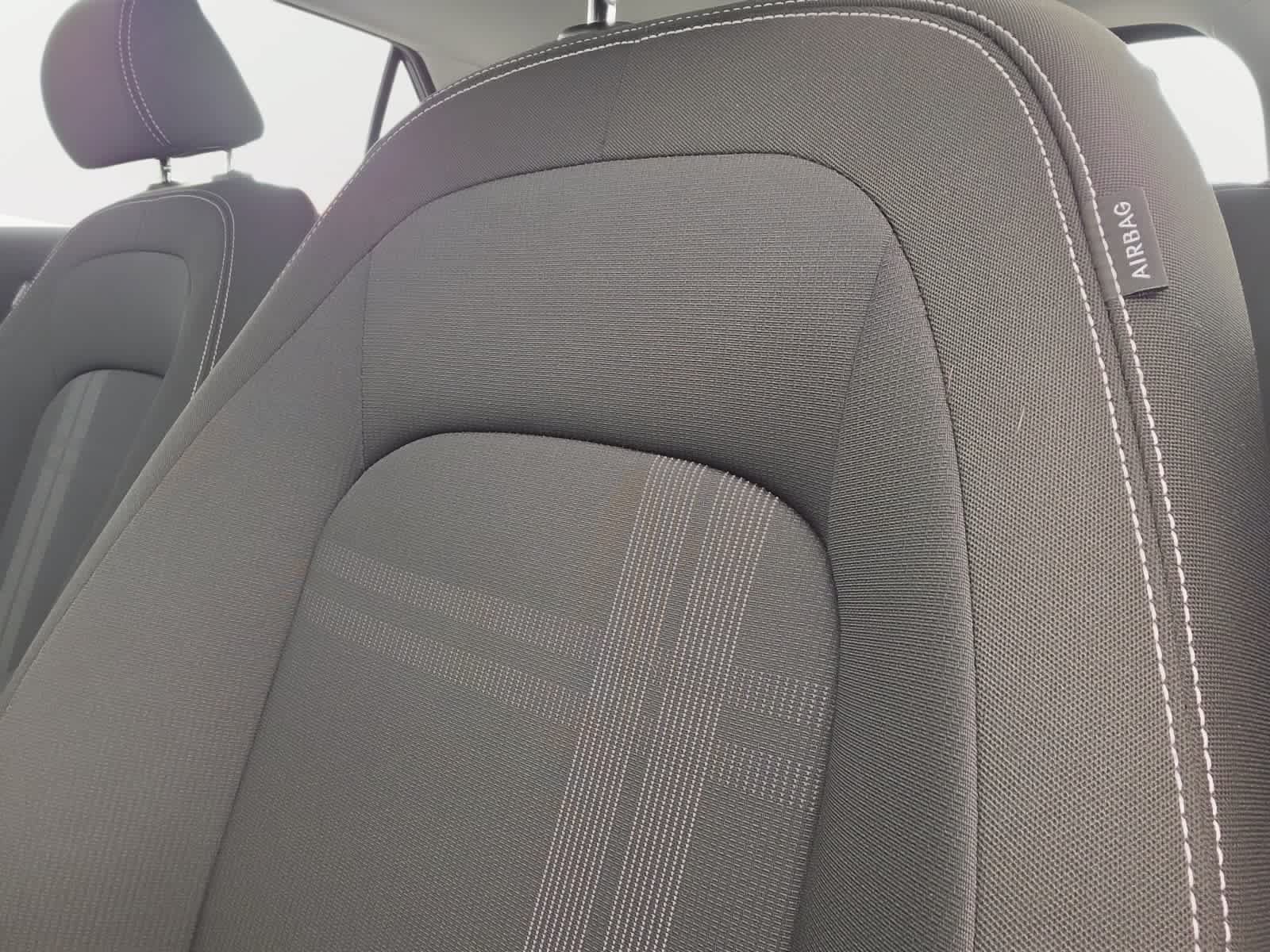 Used 2025 Hyundai Venue SEL FWD image 27