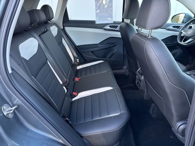 Certified 2025 Volkswagen Taos SEL w/ Black Wheel Plus Package image 24