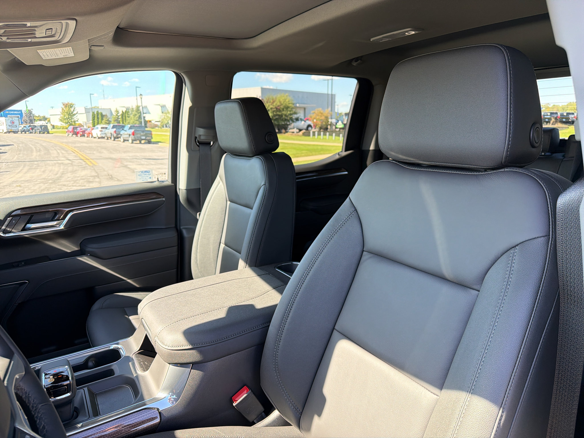 New 2026 Chevrolet Silverado 1500 LT Trail Boss w/ LT Trail Boss Premium Package AWD/4WD image 18