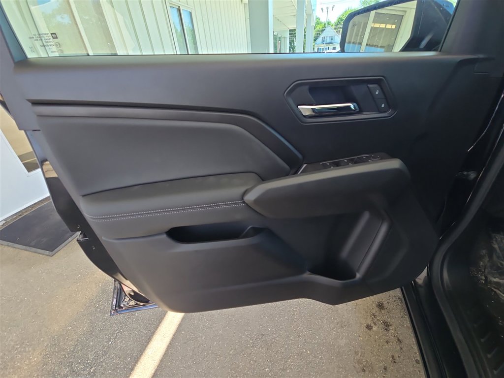 New 2025 Chevrolet Colorado LT w/ LT Convenience Package image 21