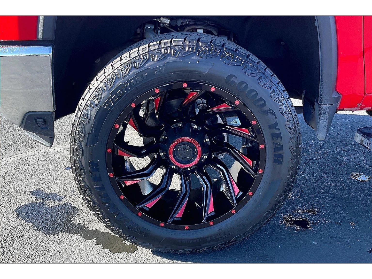 Used 2024 Chevrolet Silverado 3500 LTZ AWD/4WD image 10