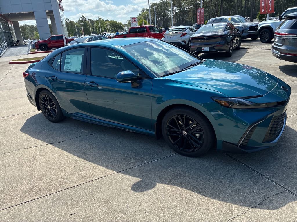 New 2026 Toyota Camry SE FWD image 9