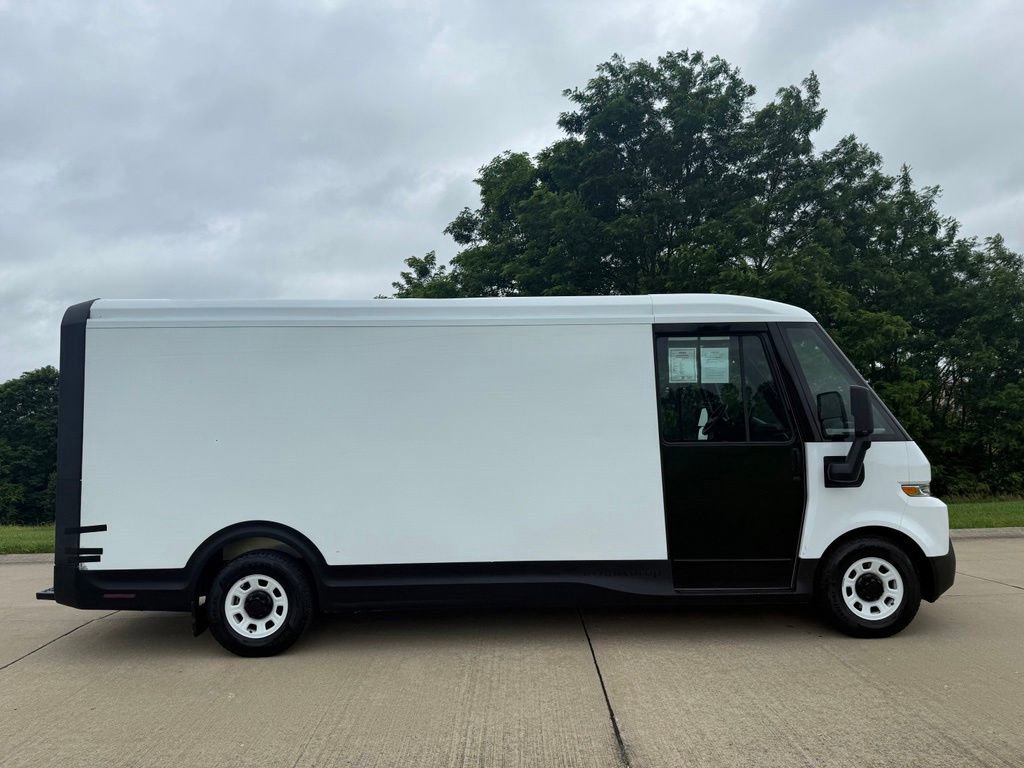 Used 2024 Chevrolet Brightdrop 600 w/ Commercial Equipment Package AWD/4WD image 2
