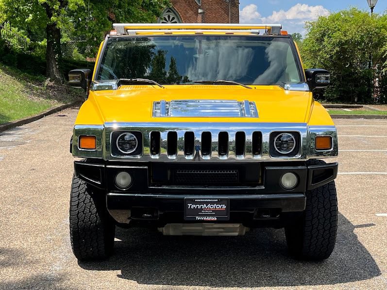 Used 2004 HUMMER H2 w/ Preferred Equipment Group AWD/4WD image 25