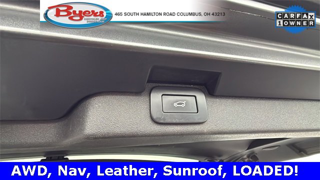 Used 2024 Land Rover Discovery S image 32