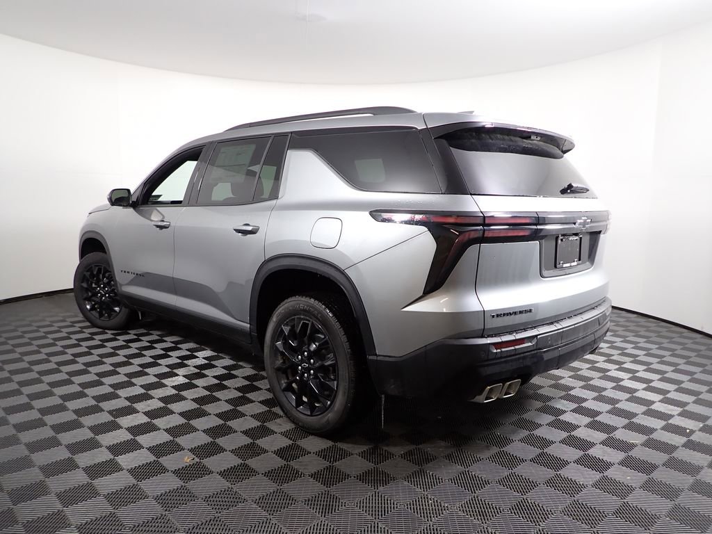 New 2026 Chevrolet Traverse LT w/ Midnight/Sport Edition image 9