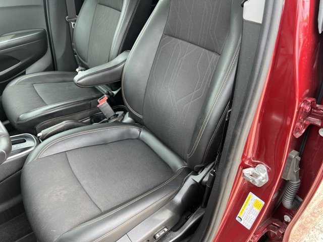 Used 2022 Chevrolet Trax LT w/ Driver Confidence Package AWD/4WD image 20