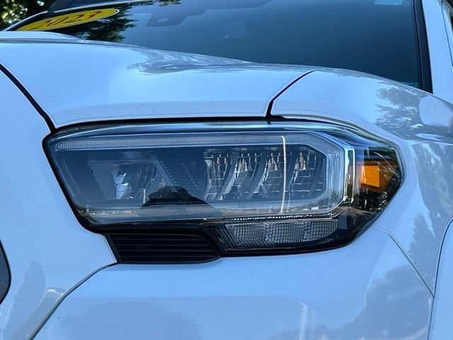 Certified 2023 Toyota Tacoma TRD Sport AWD/4WD image 17