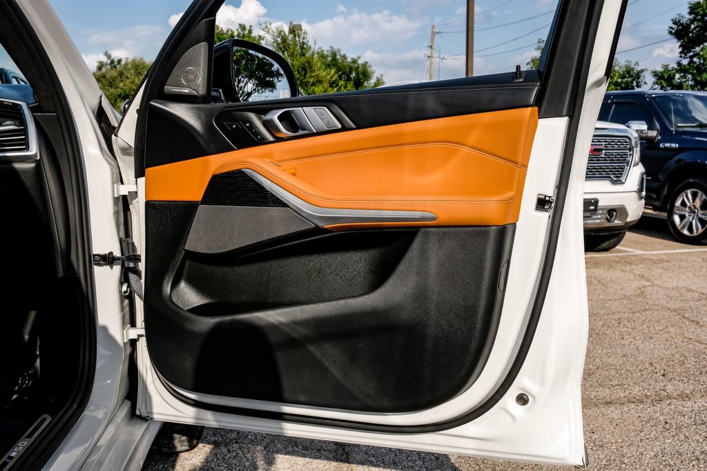 Used 2021 BMW X7 M50i w/ Executive Package image 52