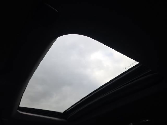 Used 2025 GMC Sierra 2500 AT4 w/ Technology Package image 2