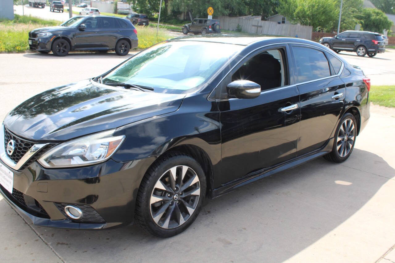 Used 2018 Nissan Sentra SR FWD image 4