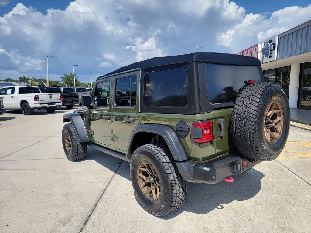 Used 2021 Jeep Wrangler Unlimited Rubicon AWD/4WD image 3