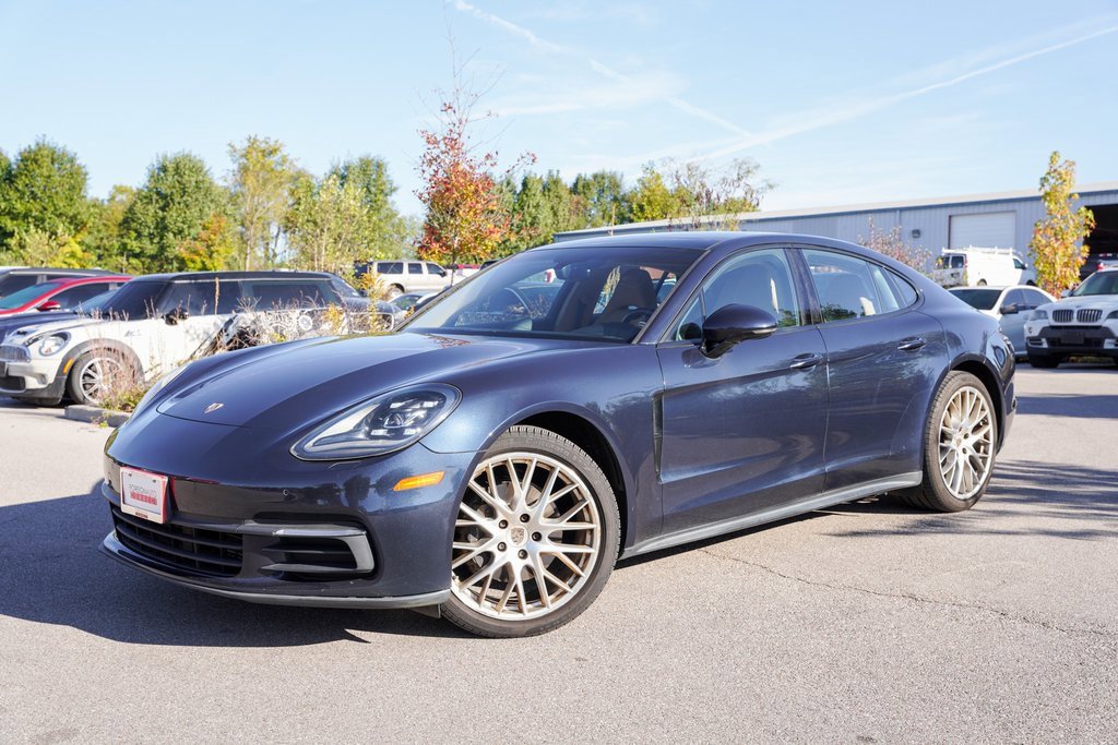 Used 2018 Porsche Panamera 4 image 2