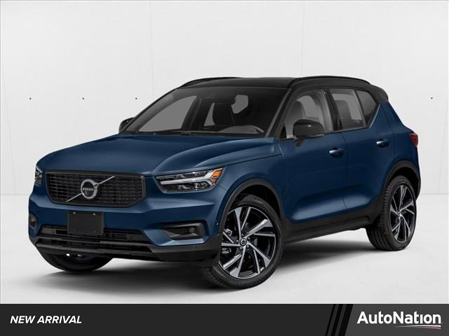 Used 2022 Volvo XC40 T5 R-Design w/ Advanced Package