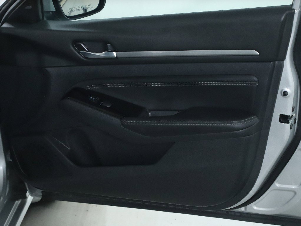 Used 2021 Nissan Altima 2.5 SV w/ SV Premium Package image 33