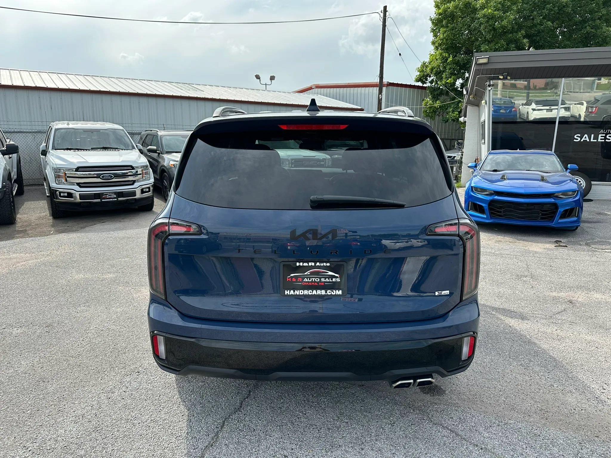 Used 2025 Kia Telluride AWD image 4