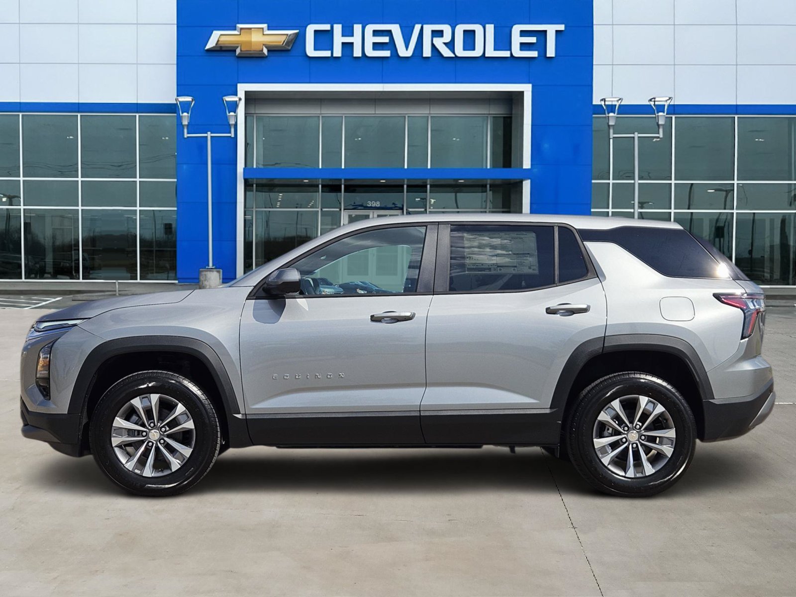 New 2027 Chevrolet Equinox LT w/ Safety and Technology Package FWD image 3
