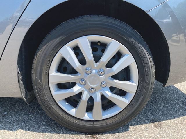 Used 2025 Nissan Sentra S FWD image 13