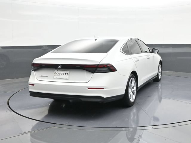 Used 2025 Honda Accord LX image 11