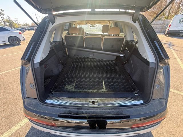 Used 2025 Audi Q7 2.0T Premium w/ Convenience Package image 9