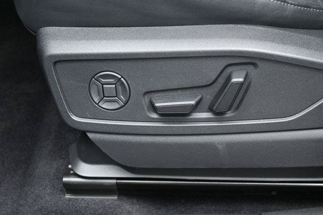 Used 2025 Audi Q5 Premium w/ Convenience Package AWD/4WD image 10