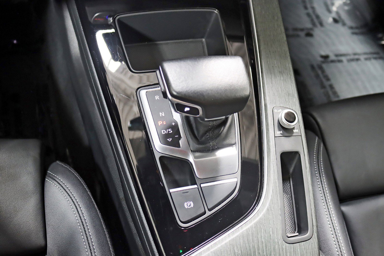 Used 2023 Audi A5 2.0T Premium w/ Convenience Package AWD/4WD image 23