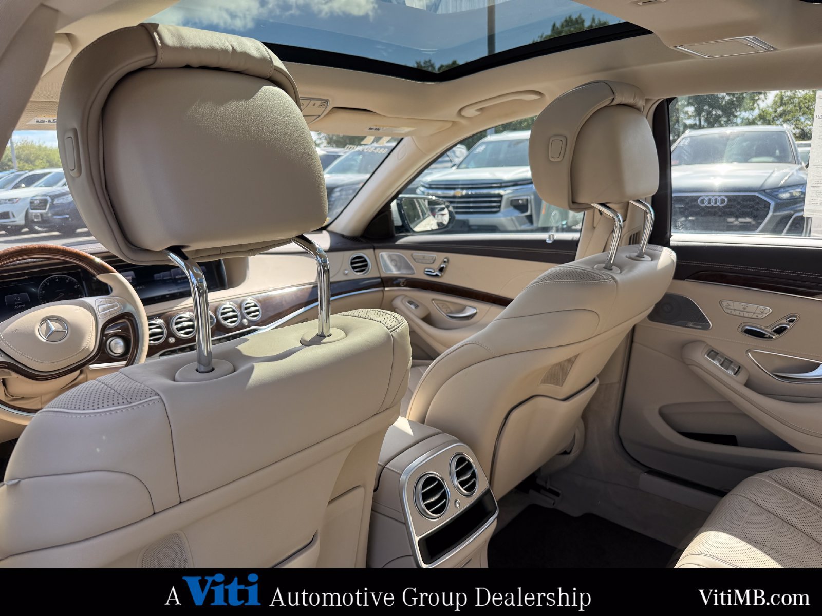 Used 2017 Mercedes-Benz S 550 4MATIC Sedan image 21