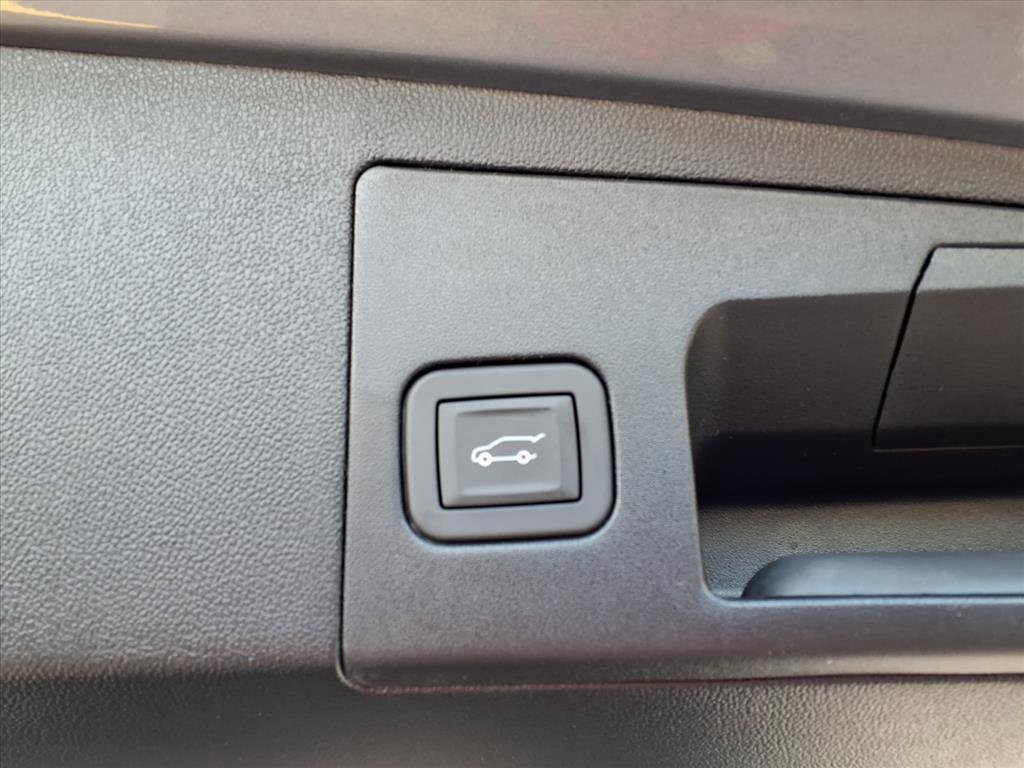 New 2026 Cadillac XT5 Premium Luxury w/ Driver Assist Package image 10