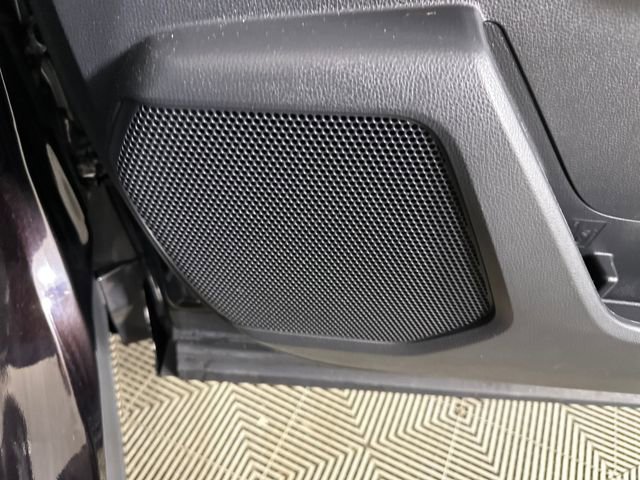 Used 2020 Toyota Highlander Limited image 29