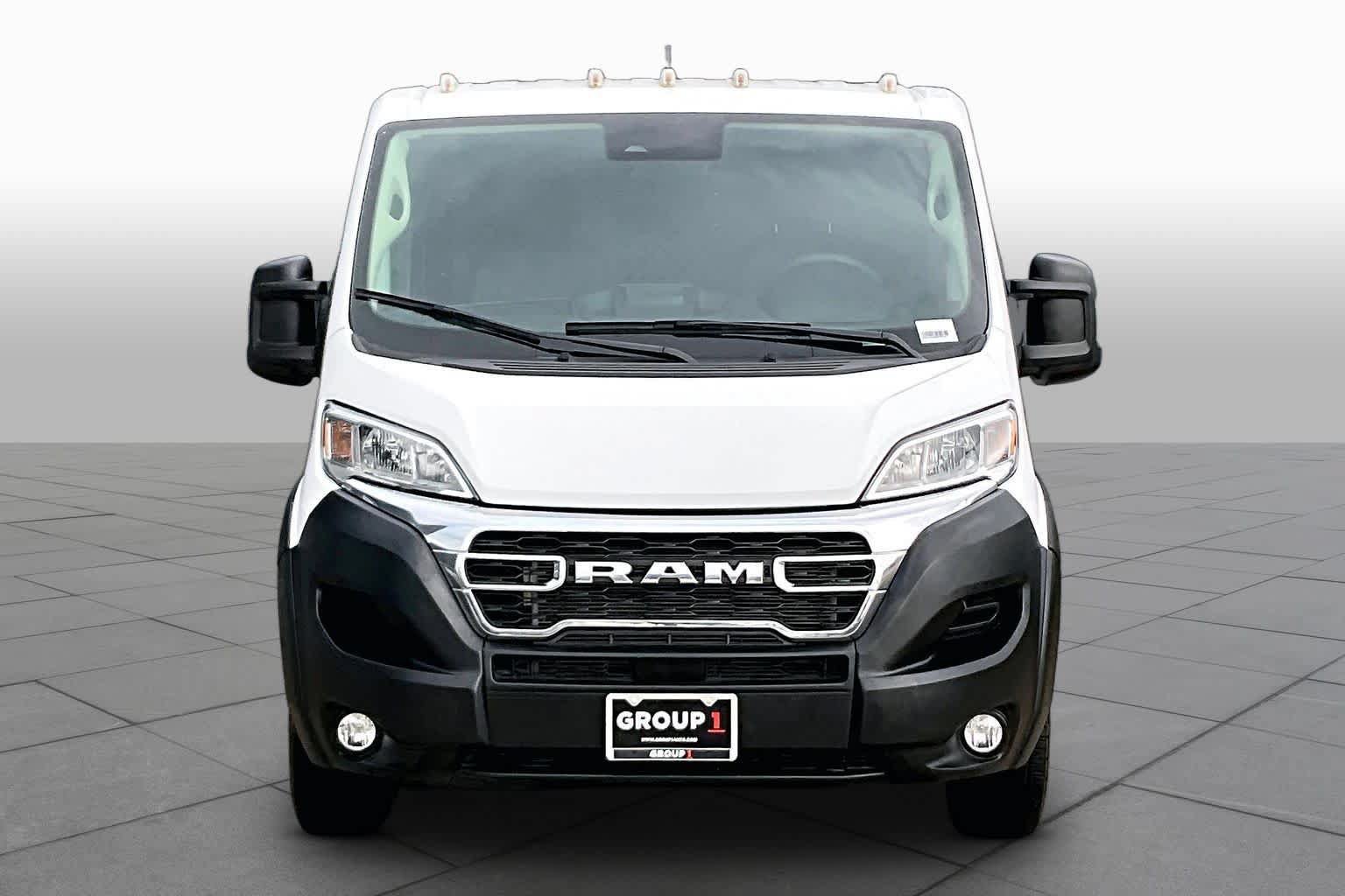 Used 2023 RAM ProMaster 2500 FWD image 4