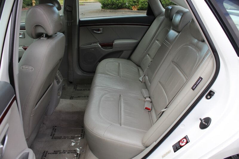 Used 2008 Hyundai Azera Limited FWD image 13