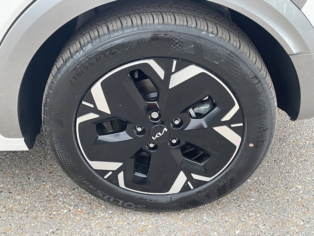New 2024 Kia Niro Wave w/ Wave Preserve Package image 19