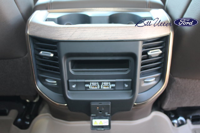 Used 2026 RAM 2500 Limited AWD/4WD image 15