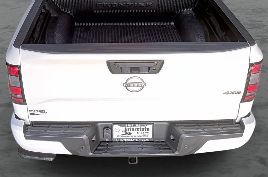 New 2026 Nissan Frontier SV w/ All-Weather Content Package AWD/4WD image 11
