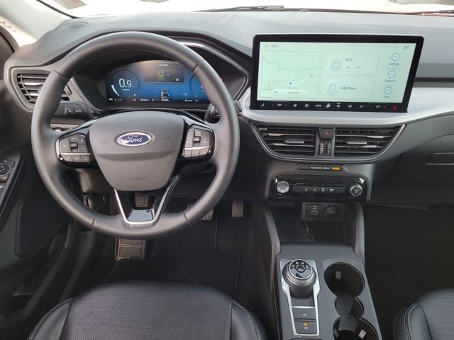 Used 2025 Ford Escape Platinum AWD/4WD image 9